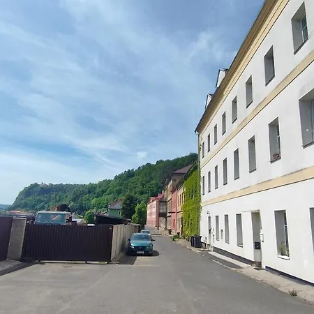 Apartamento Symbiola River Decin