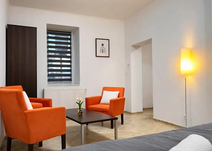 Symbiola River Apartament Decin